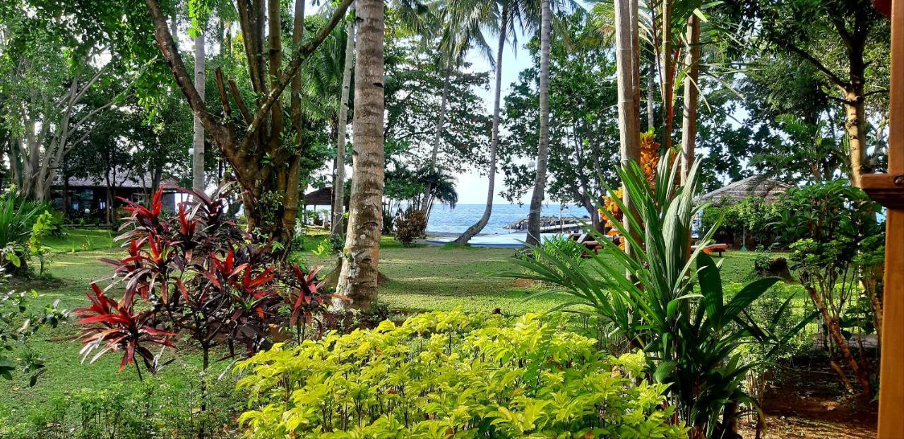 Mapia Resort Manado Exterior photo