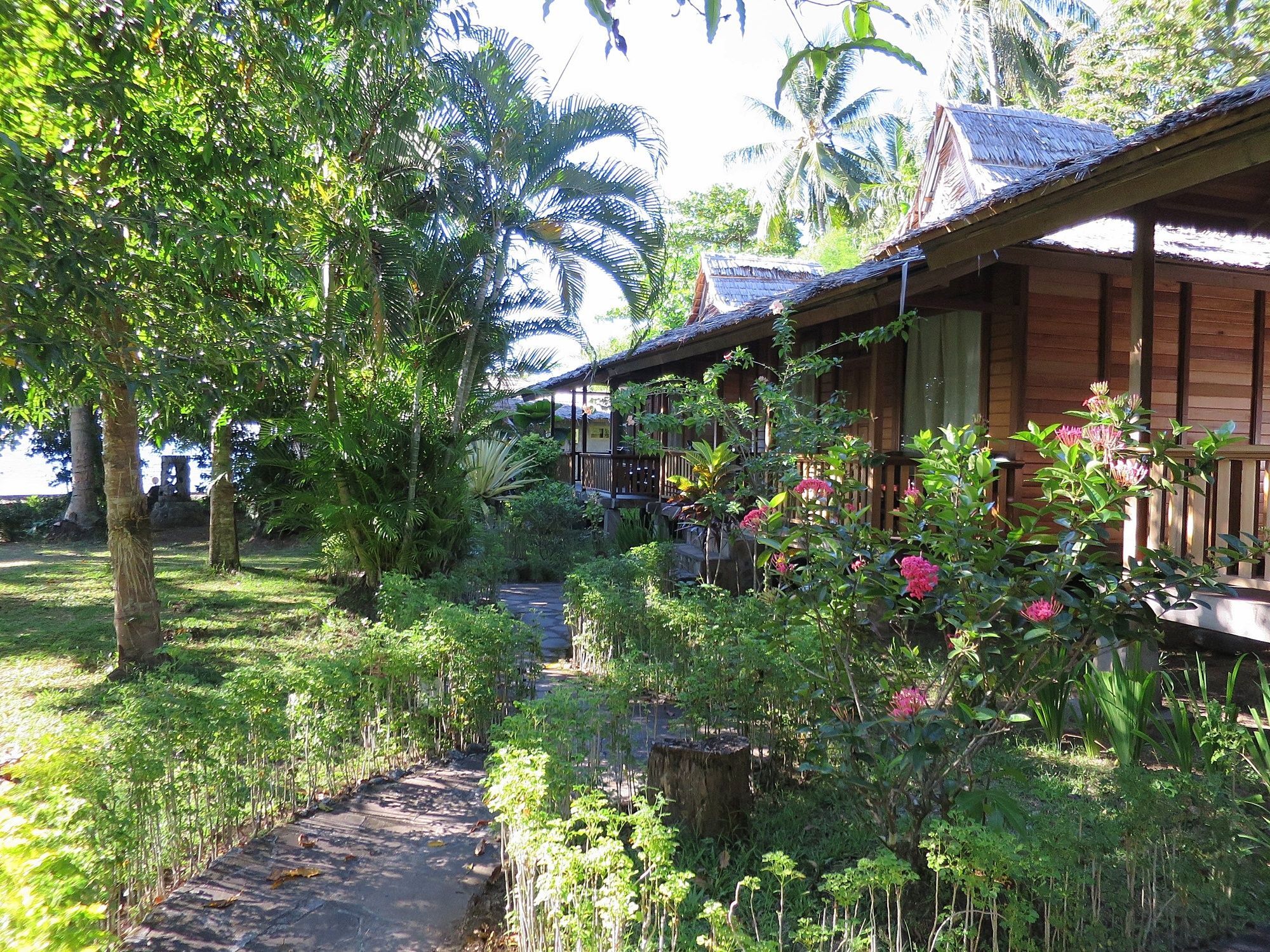 Mapia Resort Manado Exterior photo